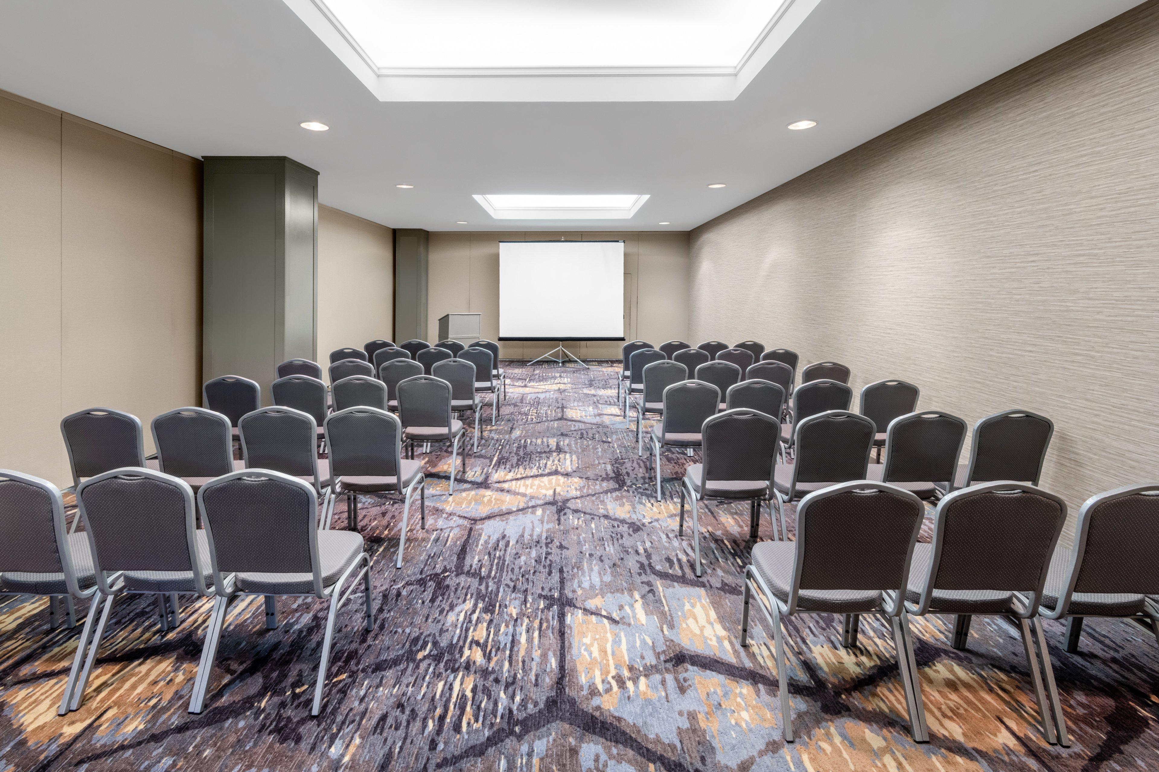 Holiday Inn & Suites Pittsfield-Berkshires By Ihg Экстерьер фото