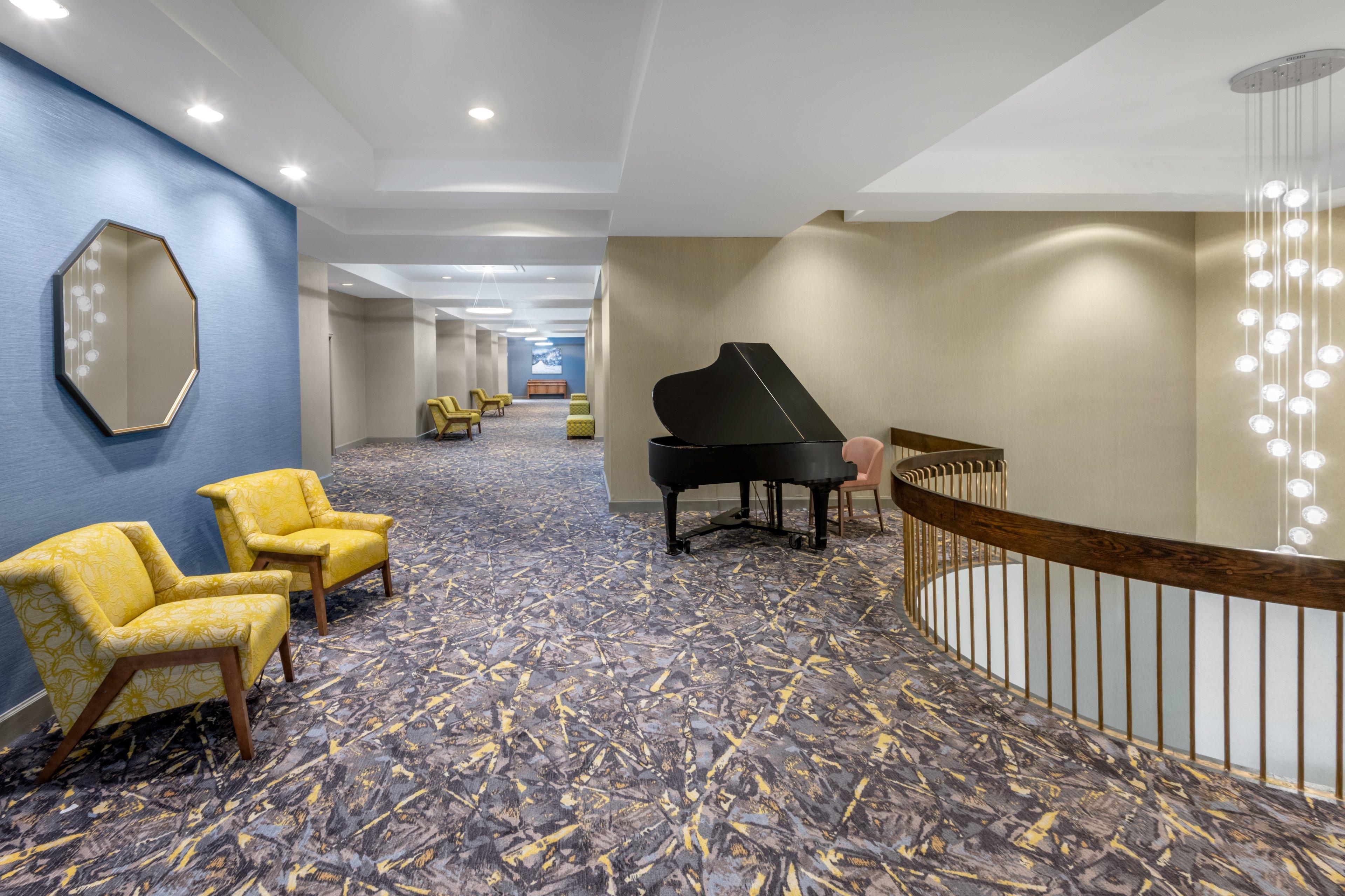 Holiday Inn & Suites Pittsfield-Berkshires By Ihg Экстерьер фото