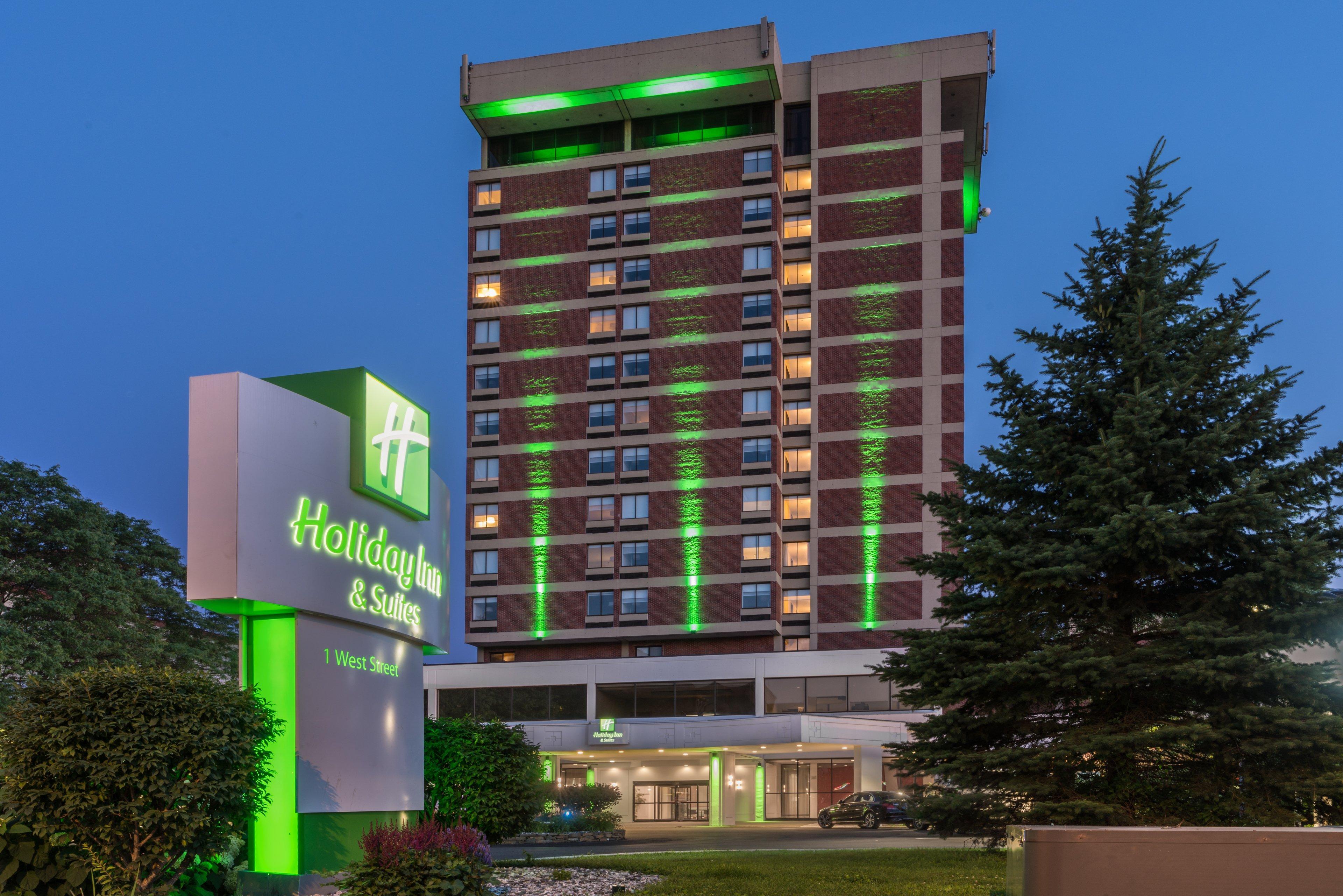 Holiday Inn & Suites Pittsfield-Berkshires By Ihg Экстерьер фото