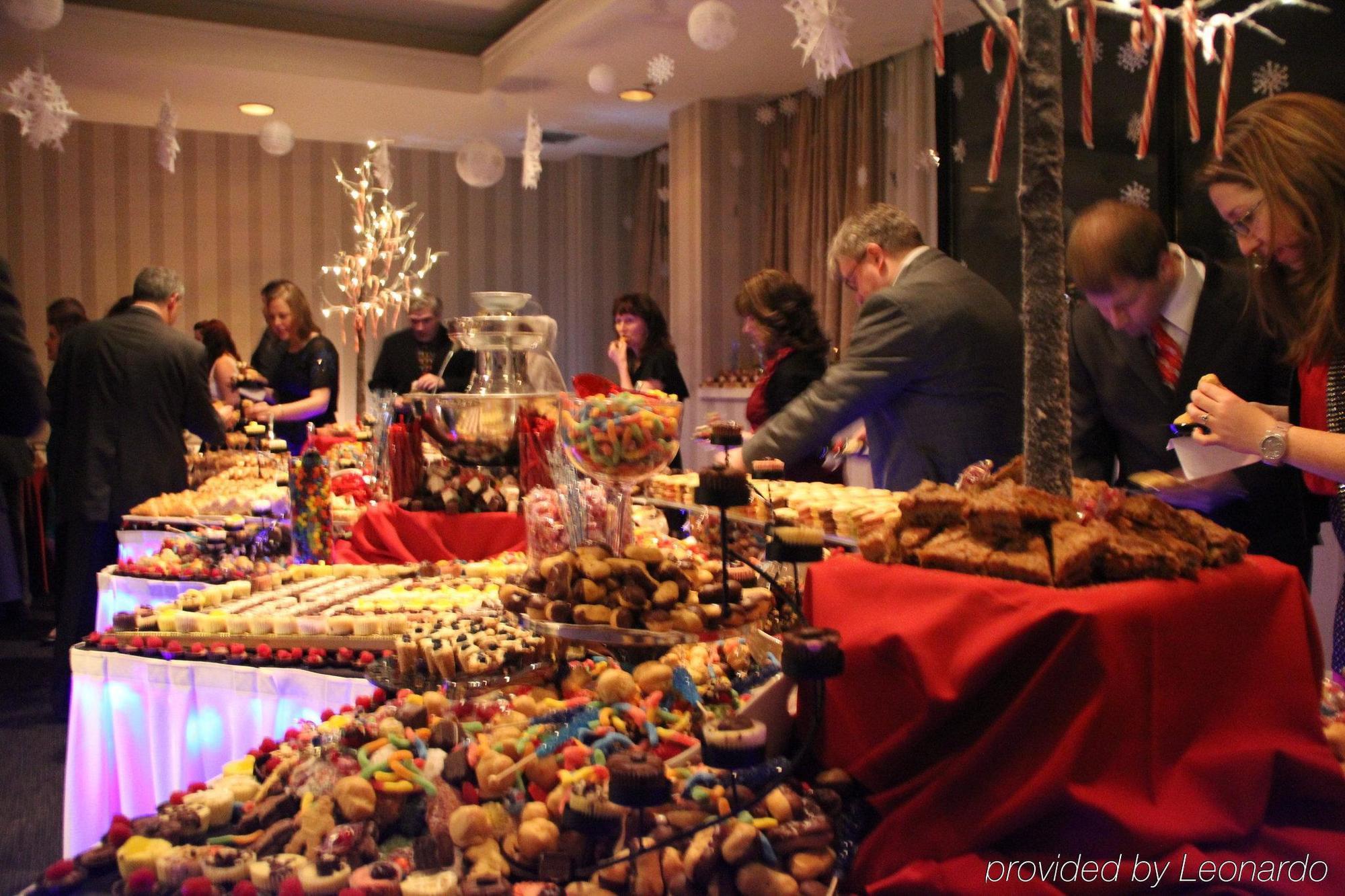 Holiday Inn & Suites Pittsfield-Berkshires By Ihg Экстерьер фото