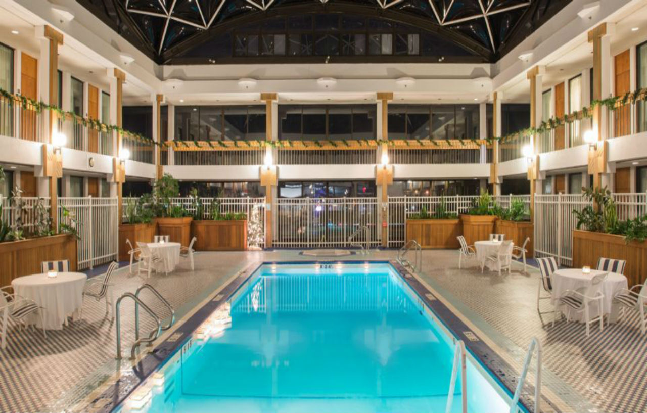 Holiday Inn & Suites Pittsfield-Berkshires By Ihg Экстерьер фото